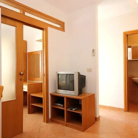 10027d Baška Voda